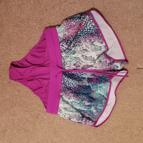 Fabletics Women's Suva Run Shorts II - Picture 5 of 12